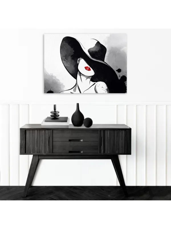 Tablou canvas Gânduri sub pălărie – portret feminin — imaginea 2