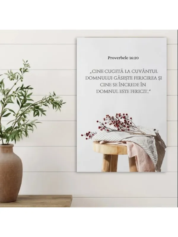 Tablou canvas Proverbele 16:20 – verset, taburet și ramură cu bobițe roșii — imaginea 3