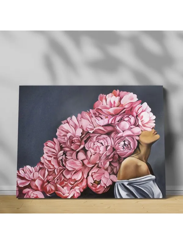 Tablou canvas Fată cu buchet de flori – portret decorativ