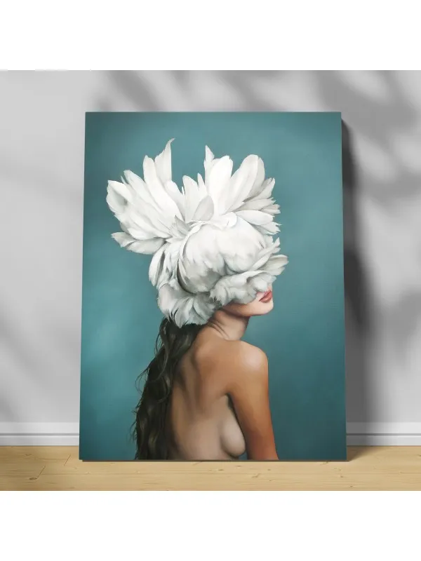 Tablou canvas Turquoise flower portrait – figură feminină